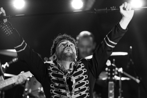 MOMO, TRIBUTO A QUEEN